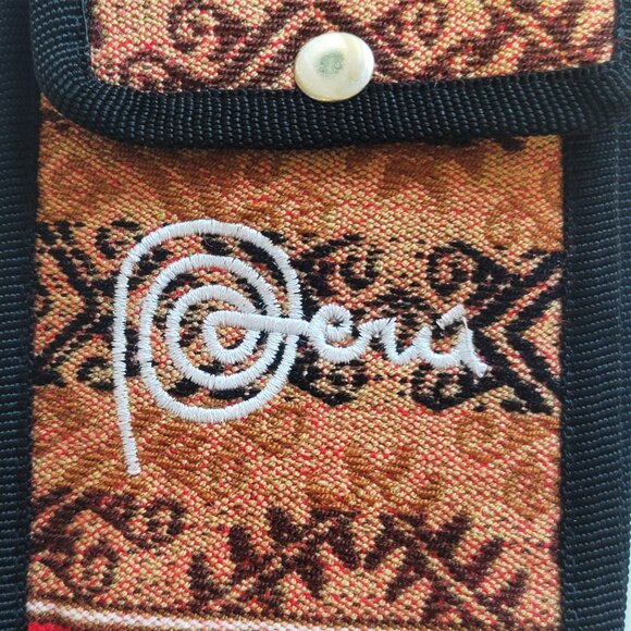 Authentic Peruvian Textile Crossbody Travel Bag - NWOT - Picture 4 of 9